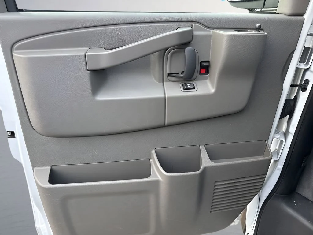 Used 2024 Summit White GMC Work Van image 20