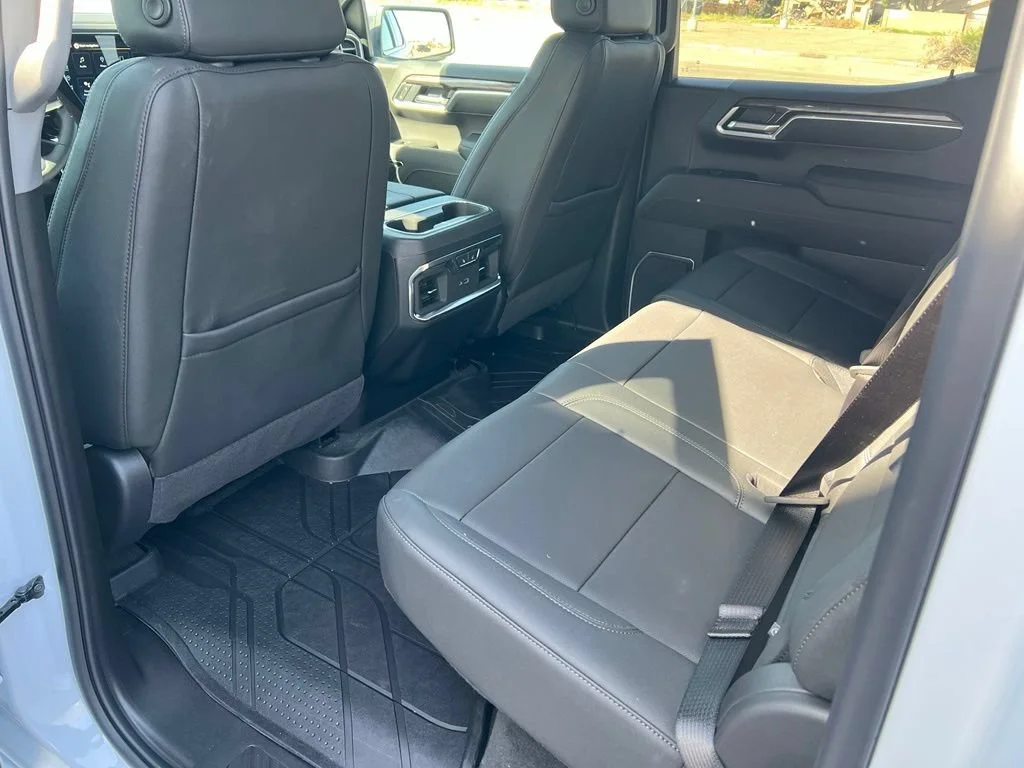 New 2026 Polar White Tricoat Chevrolet LTZ image 21