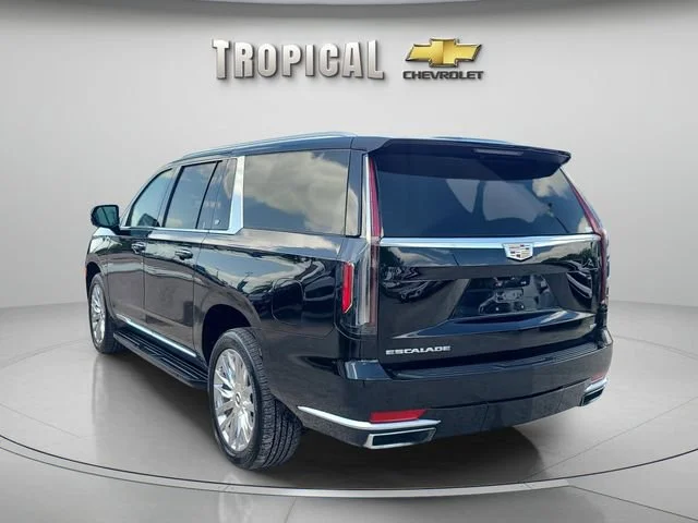 Used 2023 Black Raven Cadillac Premium Luxury image 2