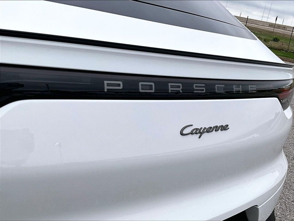 Used 2023 White Porsche Platinum Edition image 22