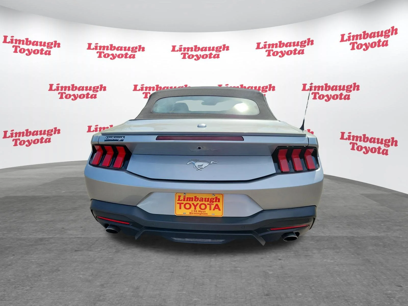 2024 Ford Mustang EcoBoost Premium - Photo 23