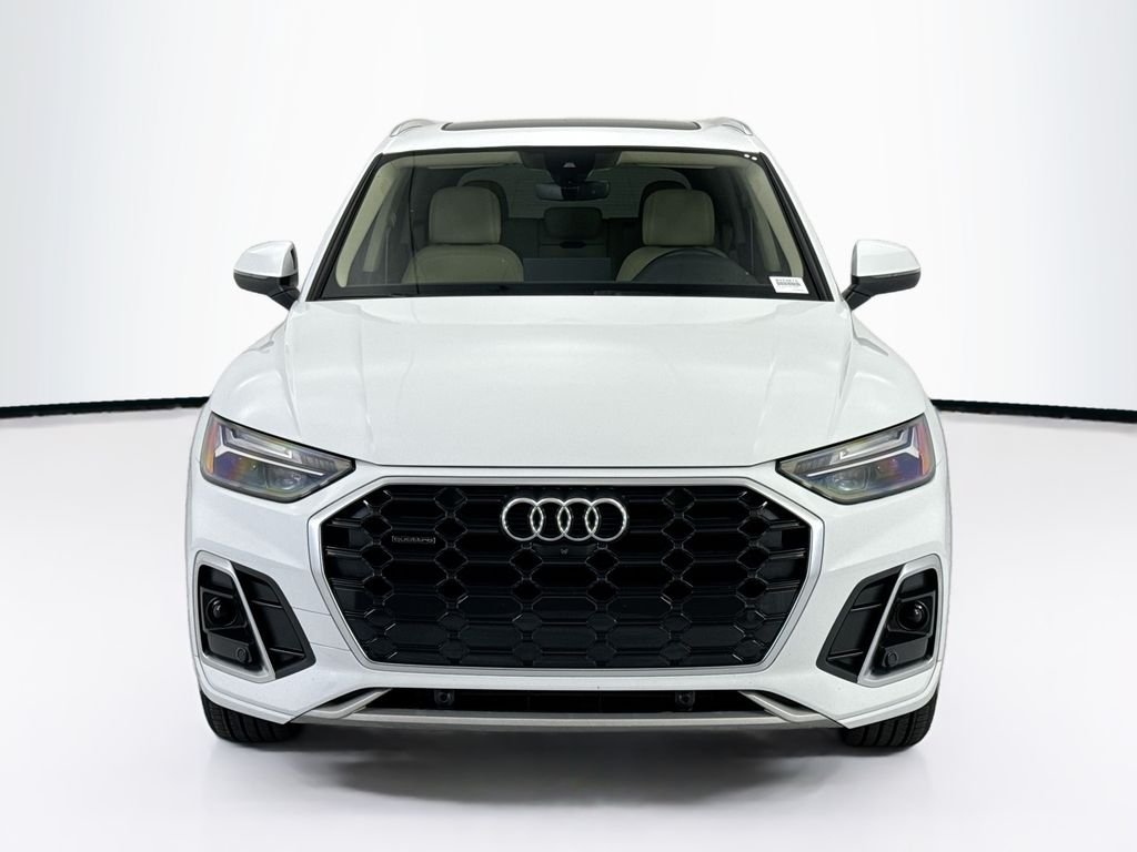 Used 2022 Glacier White Audi 45 S line Premium image 2