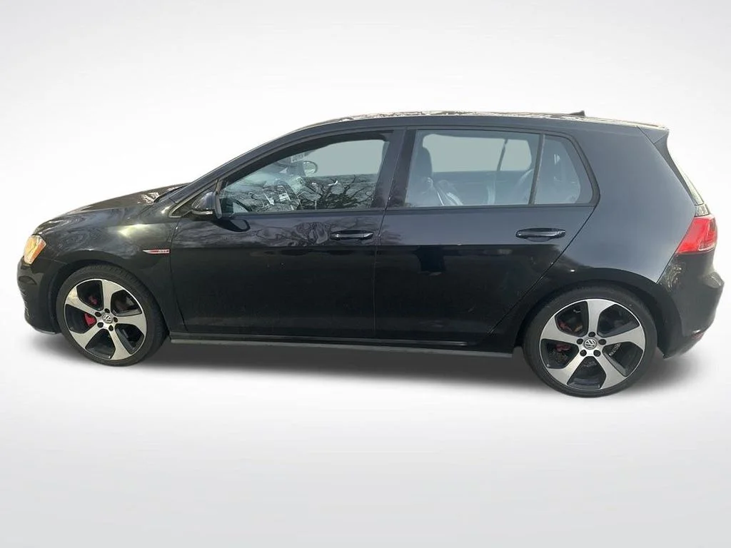 Used 2017 Black Volkswagen S image 2