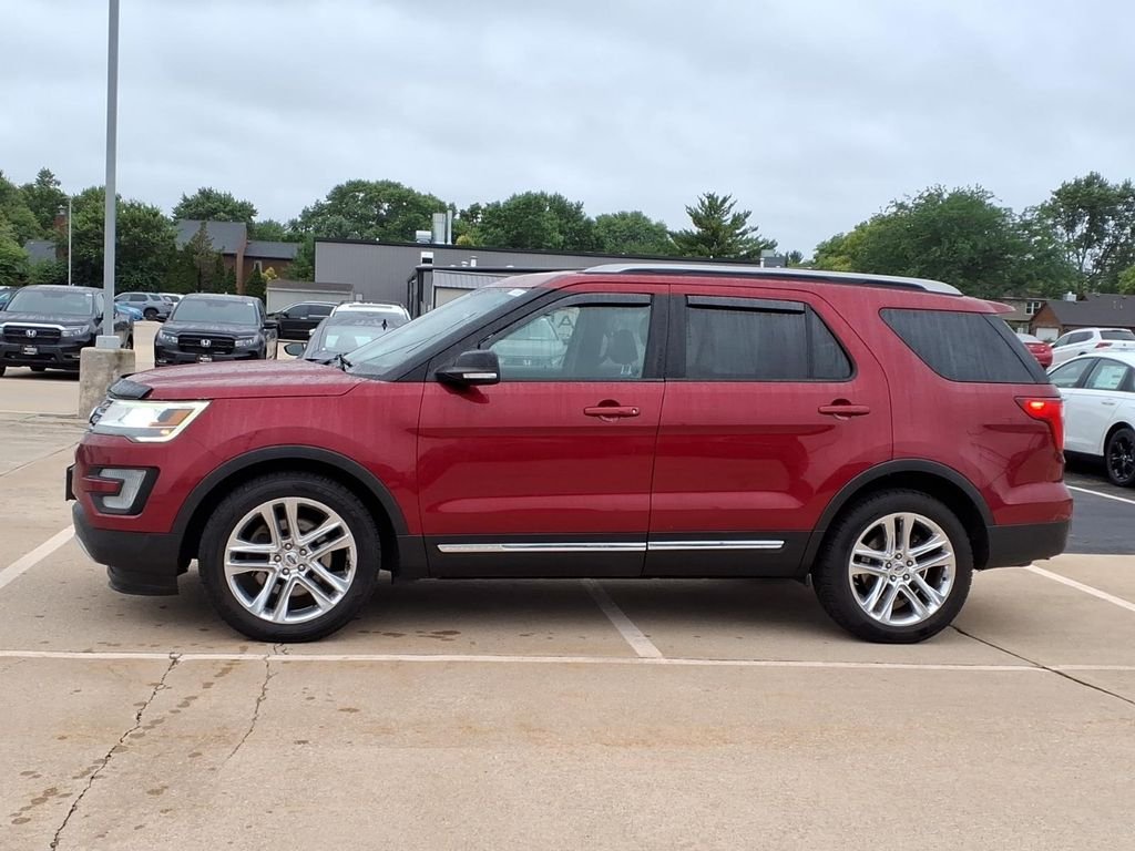 Used 2016 Ford Explorer XLT with VIN 1FM5K7D8XGGD00957 for sale in Savoy, IL