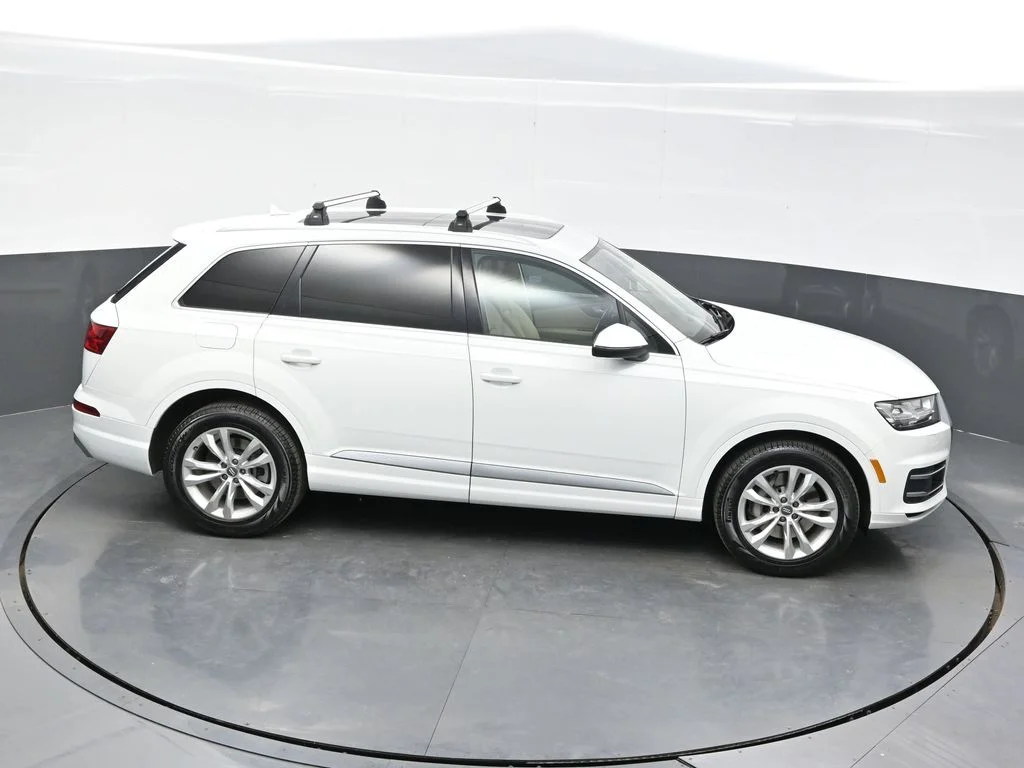 Used 2019 White Audi 55 Premium Plus image 39