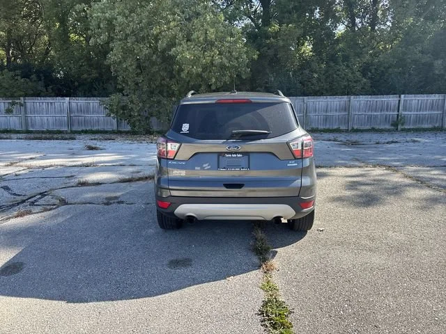 Used 2017 Shadow Black Ford SE image 12
