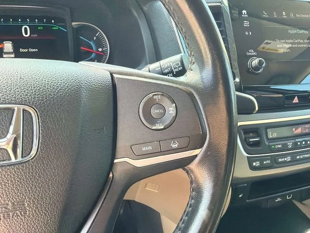 Used 2019 Red Honda EX-L image 30
