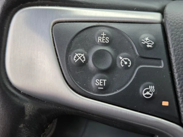Used 2017 Silver GMC SLT image 25