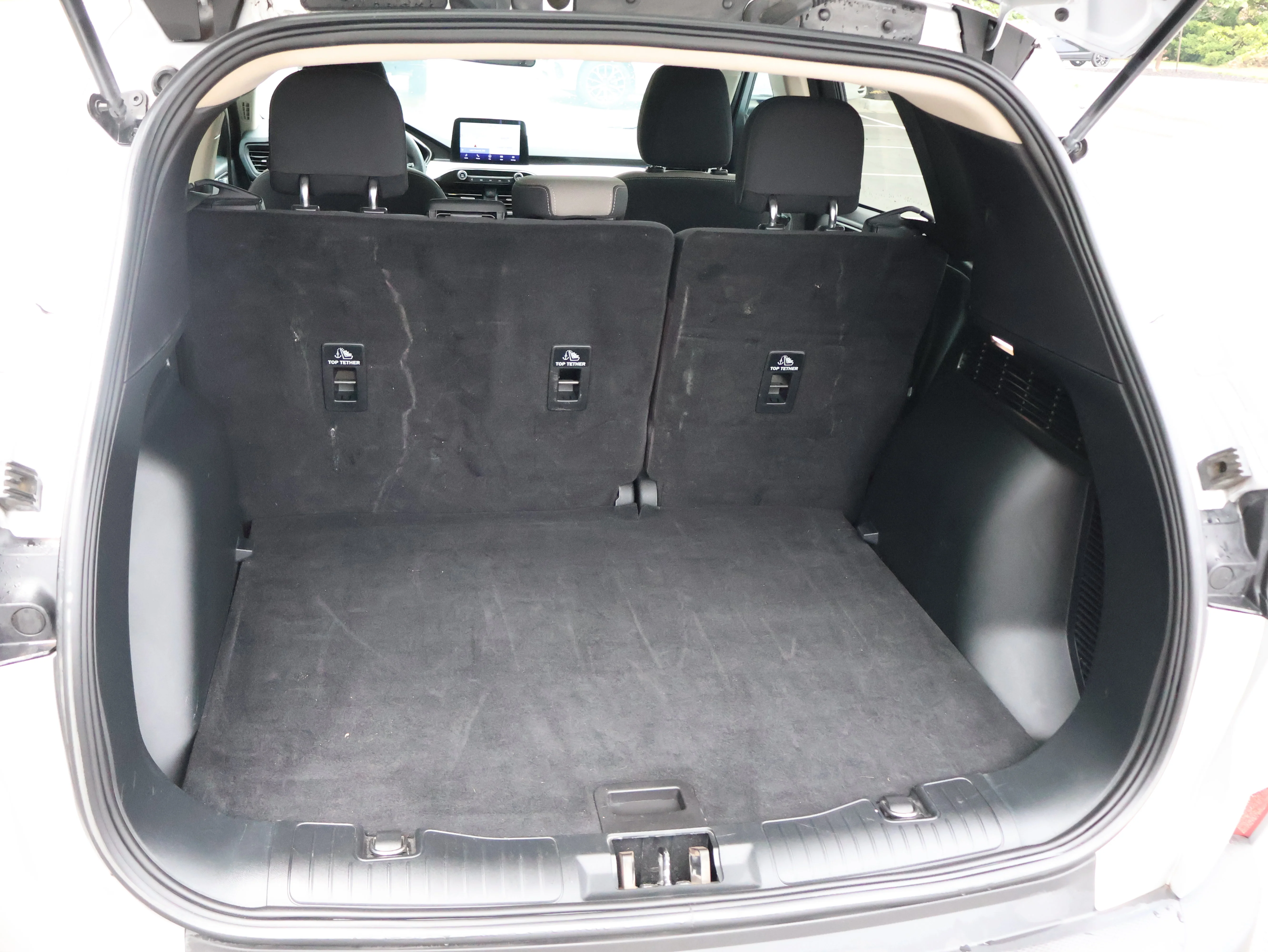 Used 2020 Ingot Silver Metallic Ford SE image 13