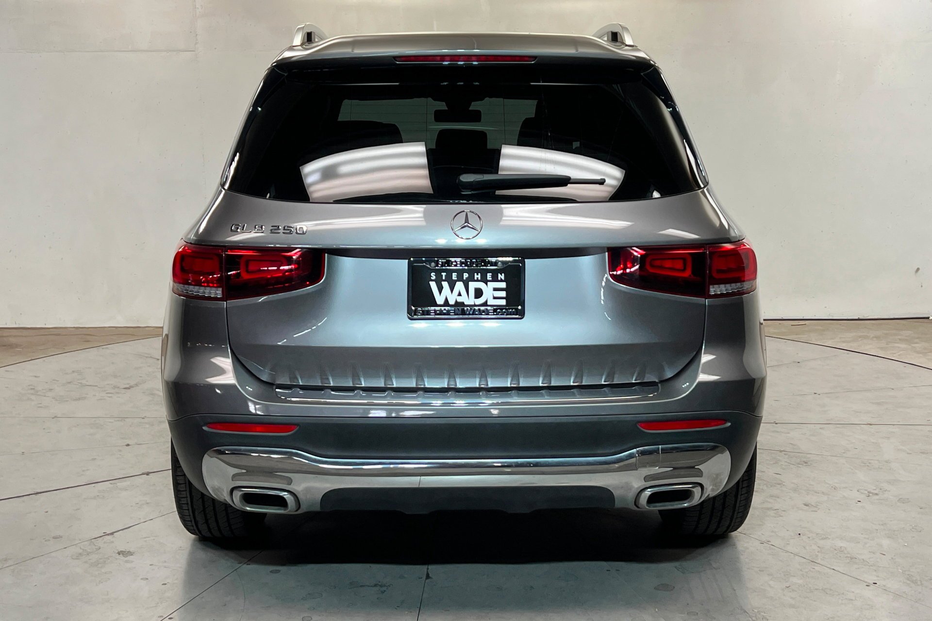Used 2022 Gray Mercedes-Benz GLB 250 image 5