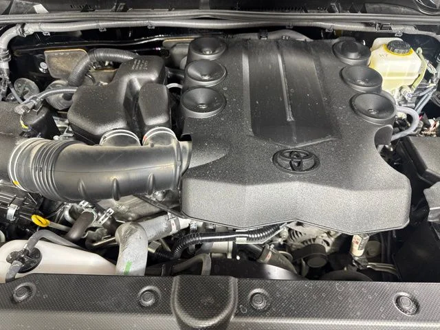 Used 2016 Midnight Black Metallic Toyota Limited image 9