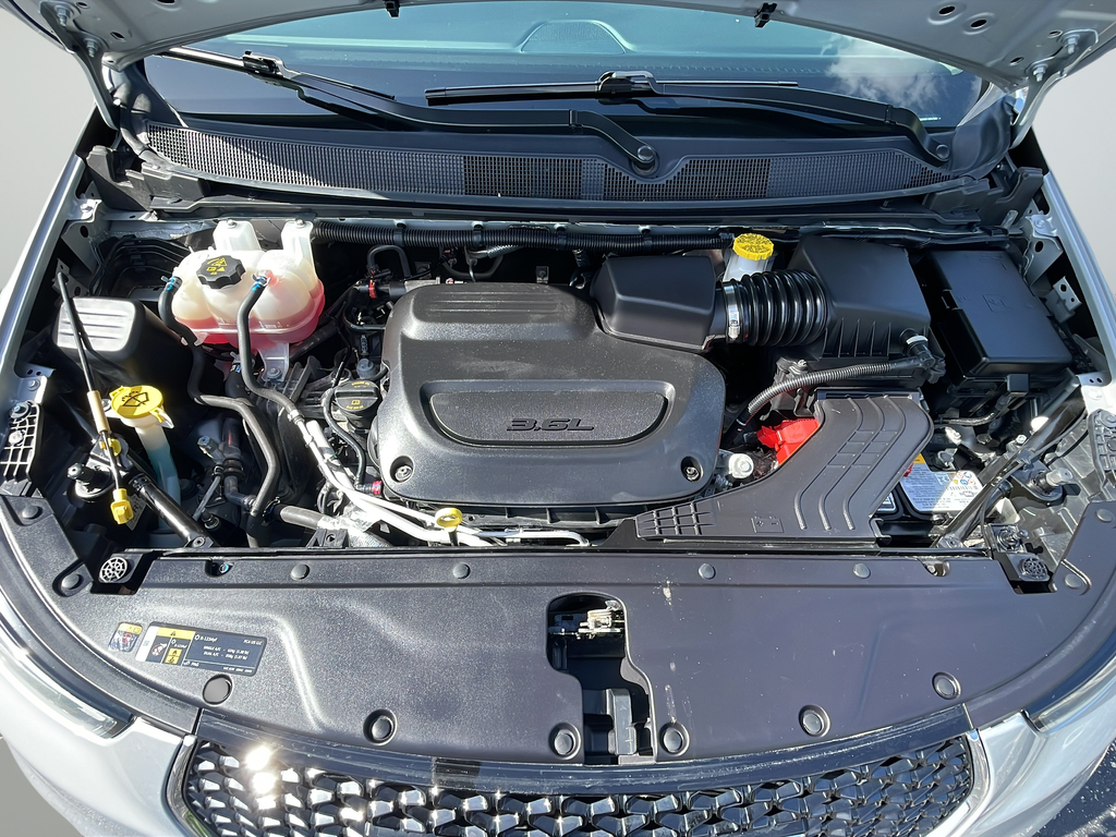 Used 2024 Silver Chrysler Touring L image 36