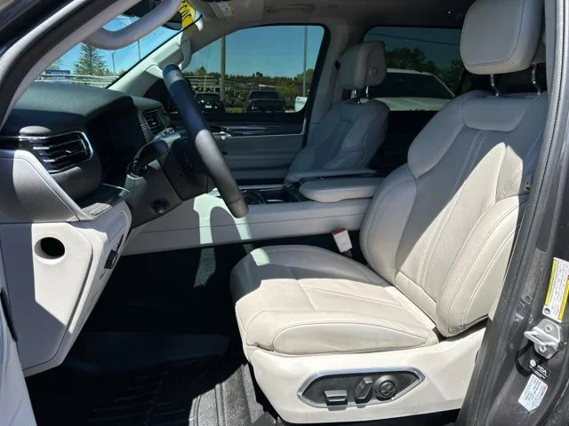 Used 2022 Gray Jeep Series III image 34