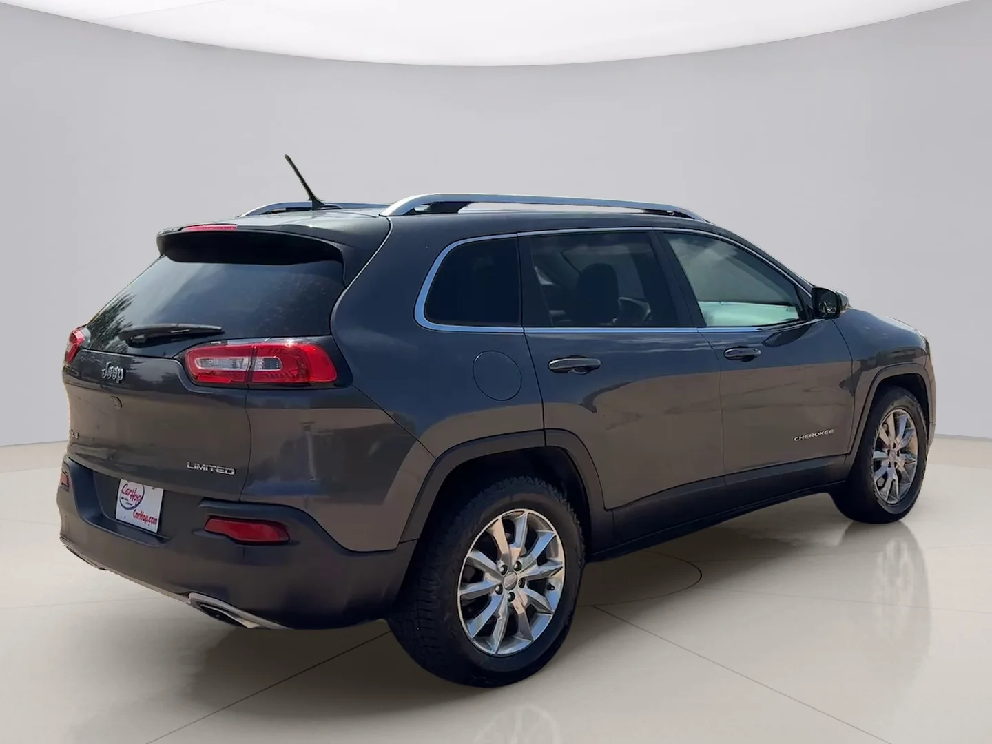 Used 2015 Gray Jeep LIMITED image 5