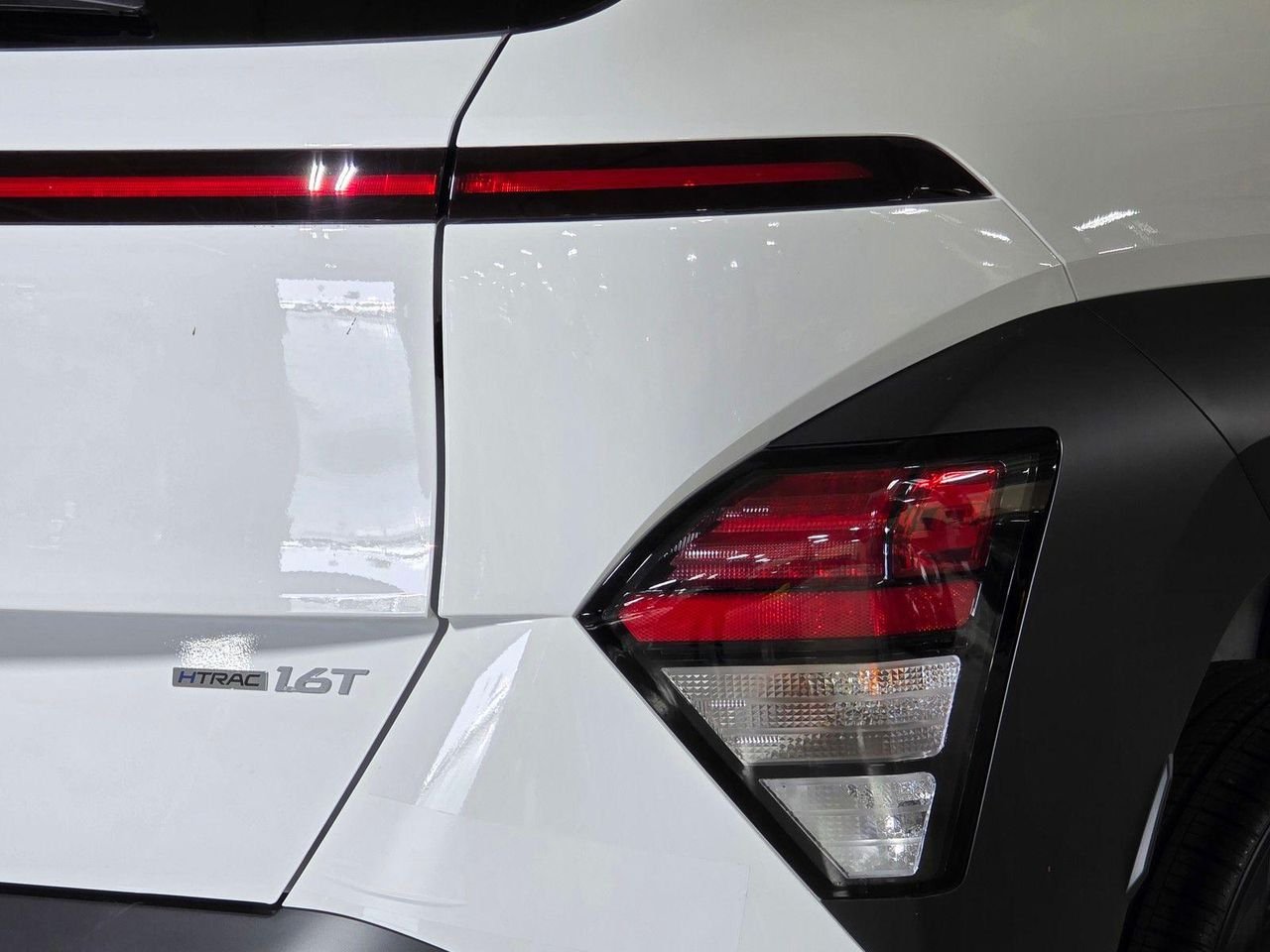 New 2026 Atlas White Hyundai SEL Premium AWD image 12