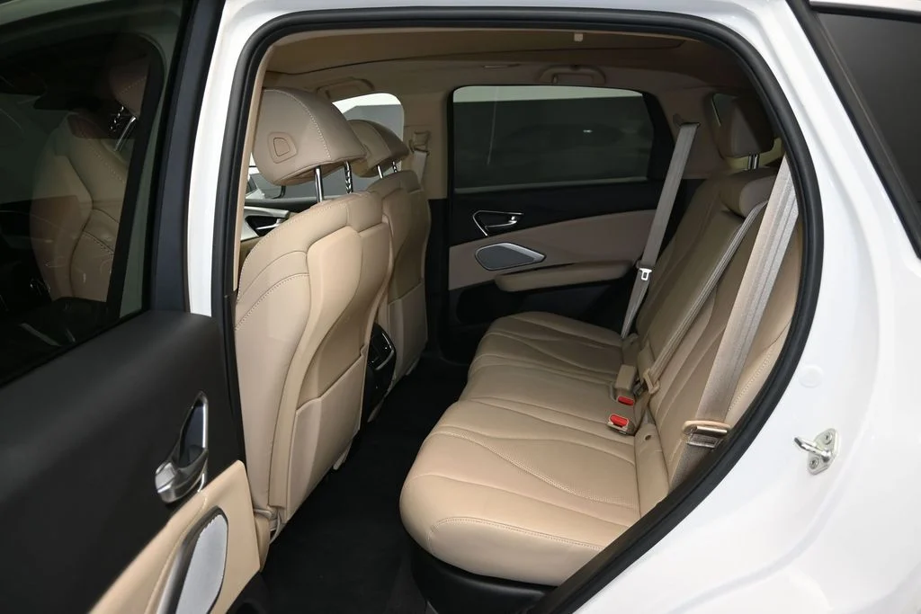 Certified Used 2023 Platinum White Pearl Acura Technology Package image 15