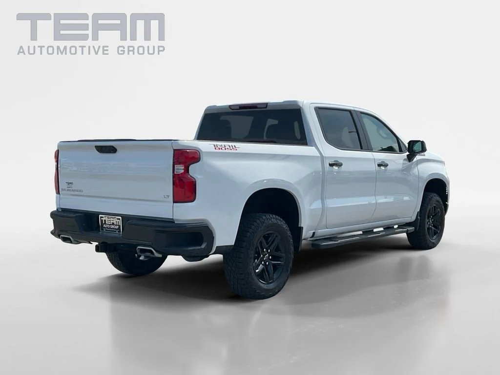 Used 2024 Summit White Chevrolet LT Trail Boss image 7