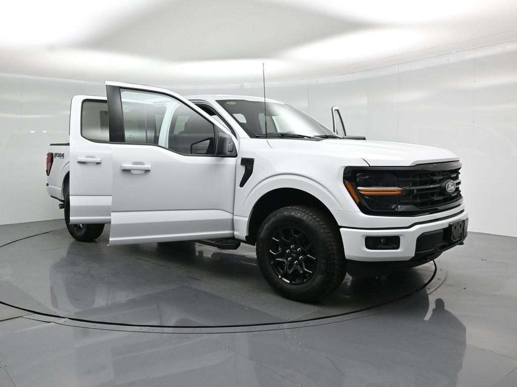 New 2026 White Ford XLT image 27