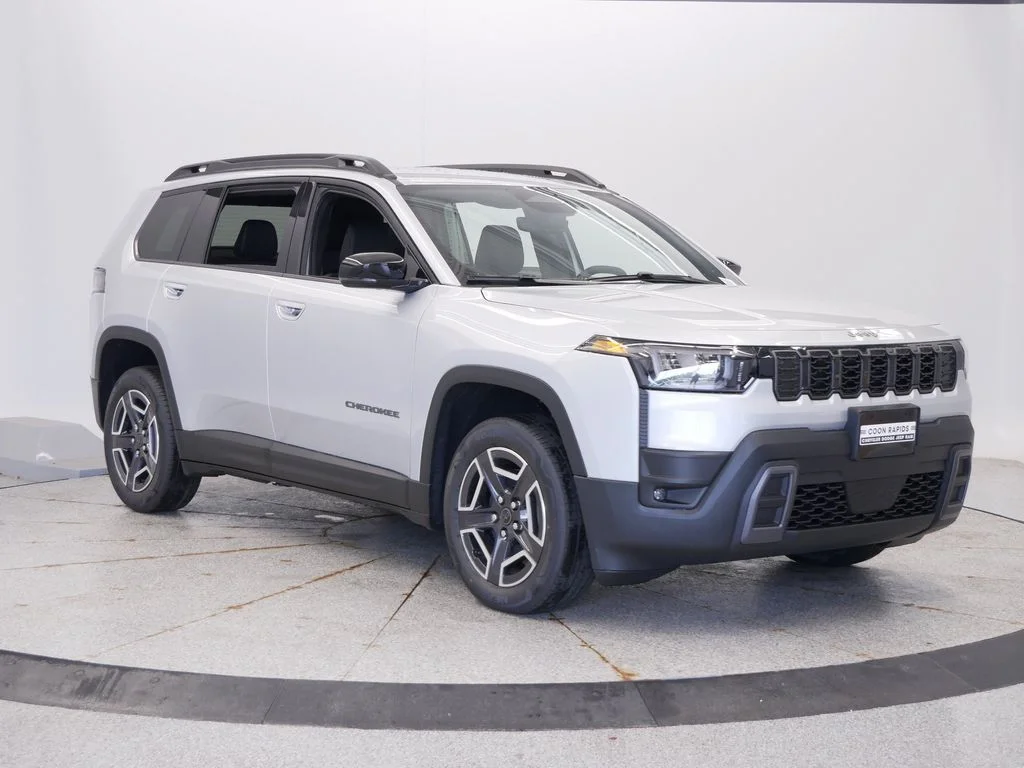 New 2026 Silver Zynith Clearcoat Jeep Limited image 8