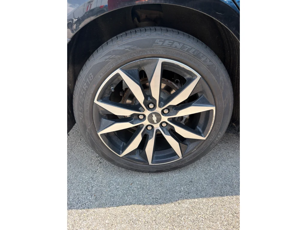 Used 2017 Mosaic Black Metallic Chevrolet LT image 5
