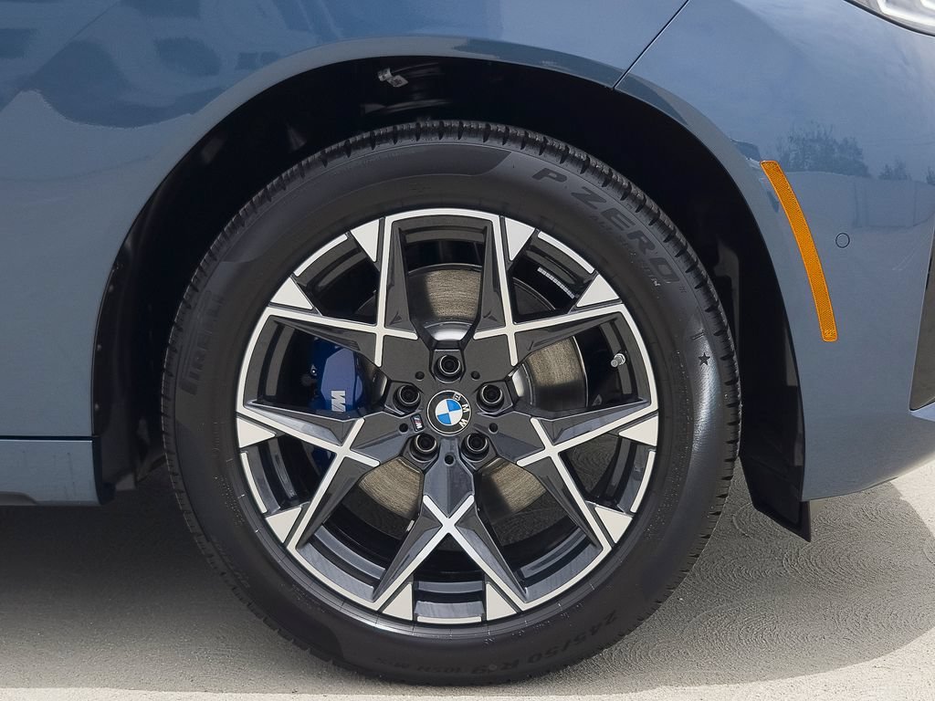 New 2026 Arctic Race Blue metallic BMW 30 xDrive image 6