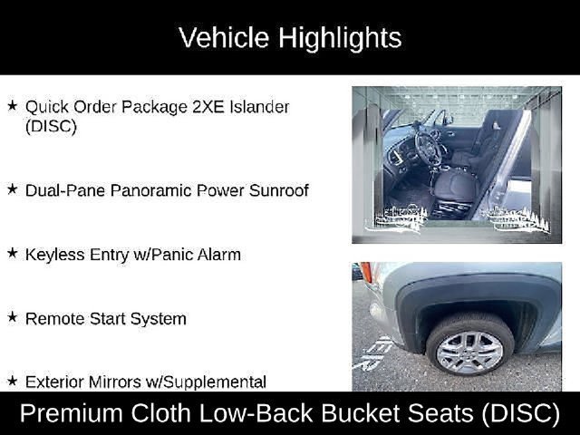 Used 2021 Silver Jeep Latitude image 13