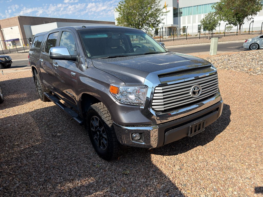 Used 2014  Toyota LTD image 3
