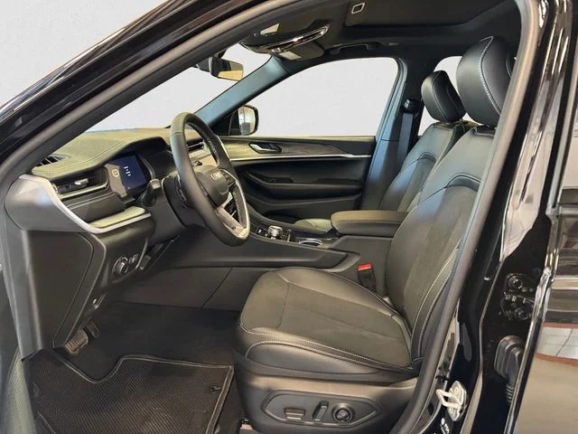 New 2026 Black Jeep Altitude image 10