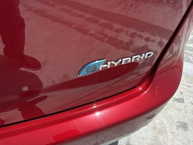 Used 2025 Red Chrysler Pinnacle image 26