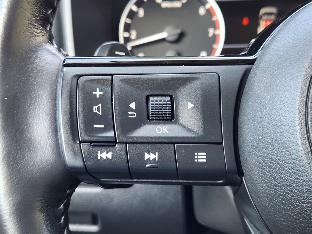 Certified Used 2023 White Nissan SL image 22