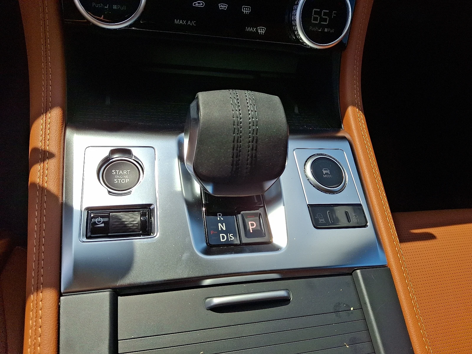 2026 Jaguar F-Pace R-Dynamic S - Photo 8