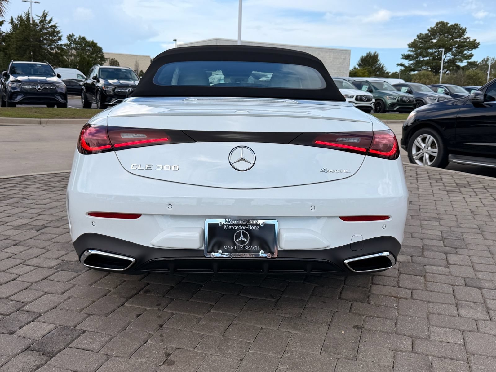 New 2027 White Mercedes-Benz CLE 300 image 28