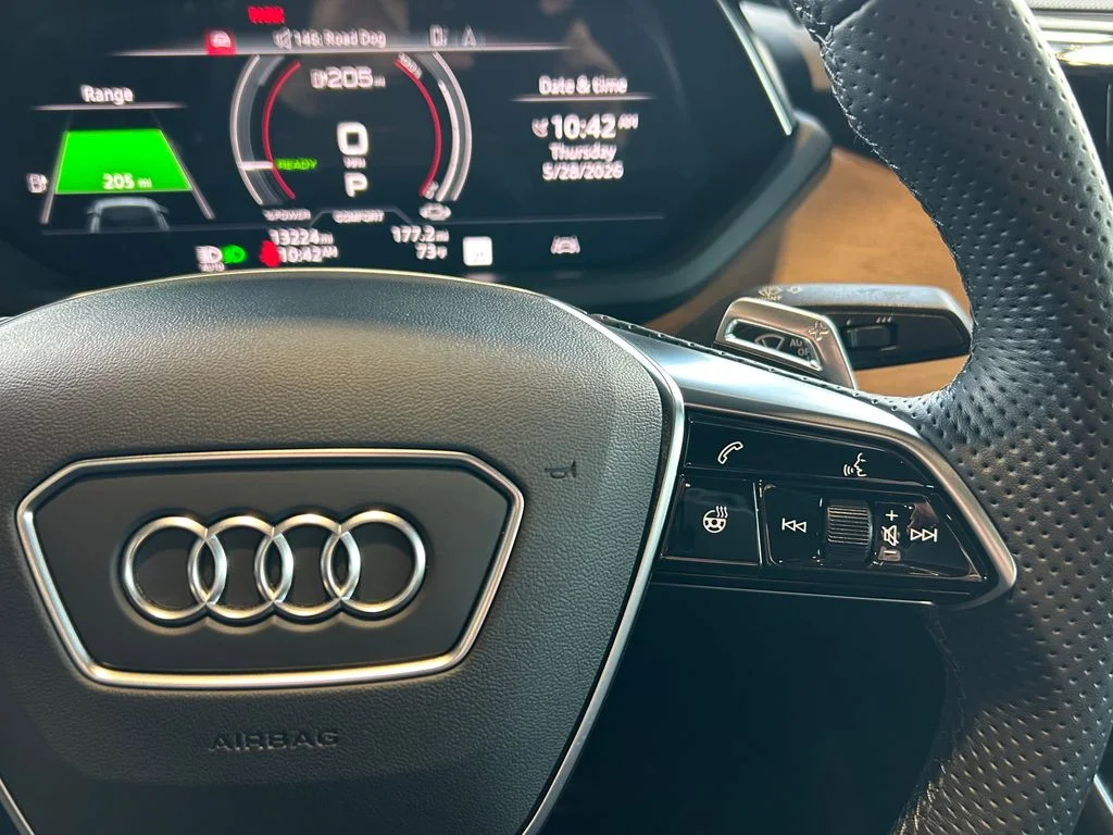 2023 Audi e-tron GT Premium Plus - Photo 20