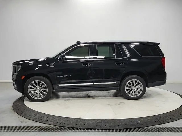 Used 2021 Onyx Black GMC Denali image 4