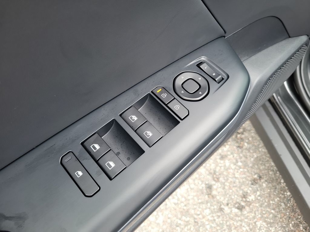 New 2026 Gray Kia EX image 19