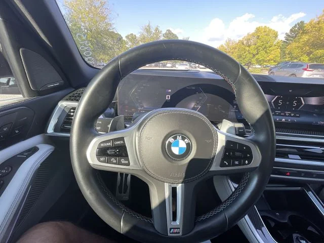 Used 2024 Gray BMW M60i image 14
