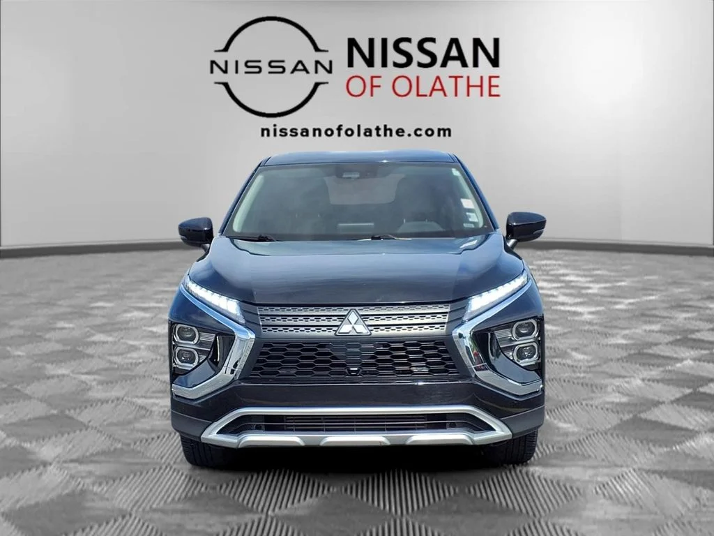 Used 2024 Black Mitsubishi  image 29