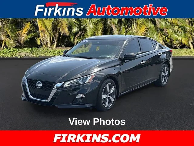 Used 2021 Black Nissan 2.5 SL image 1