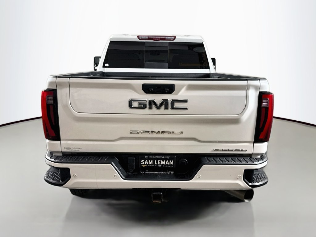 Used 2024 White Frost Tricoat GMC Denali Ultimate image 6