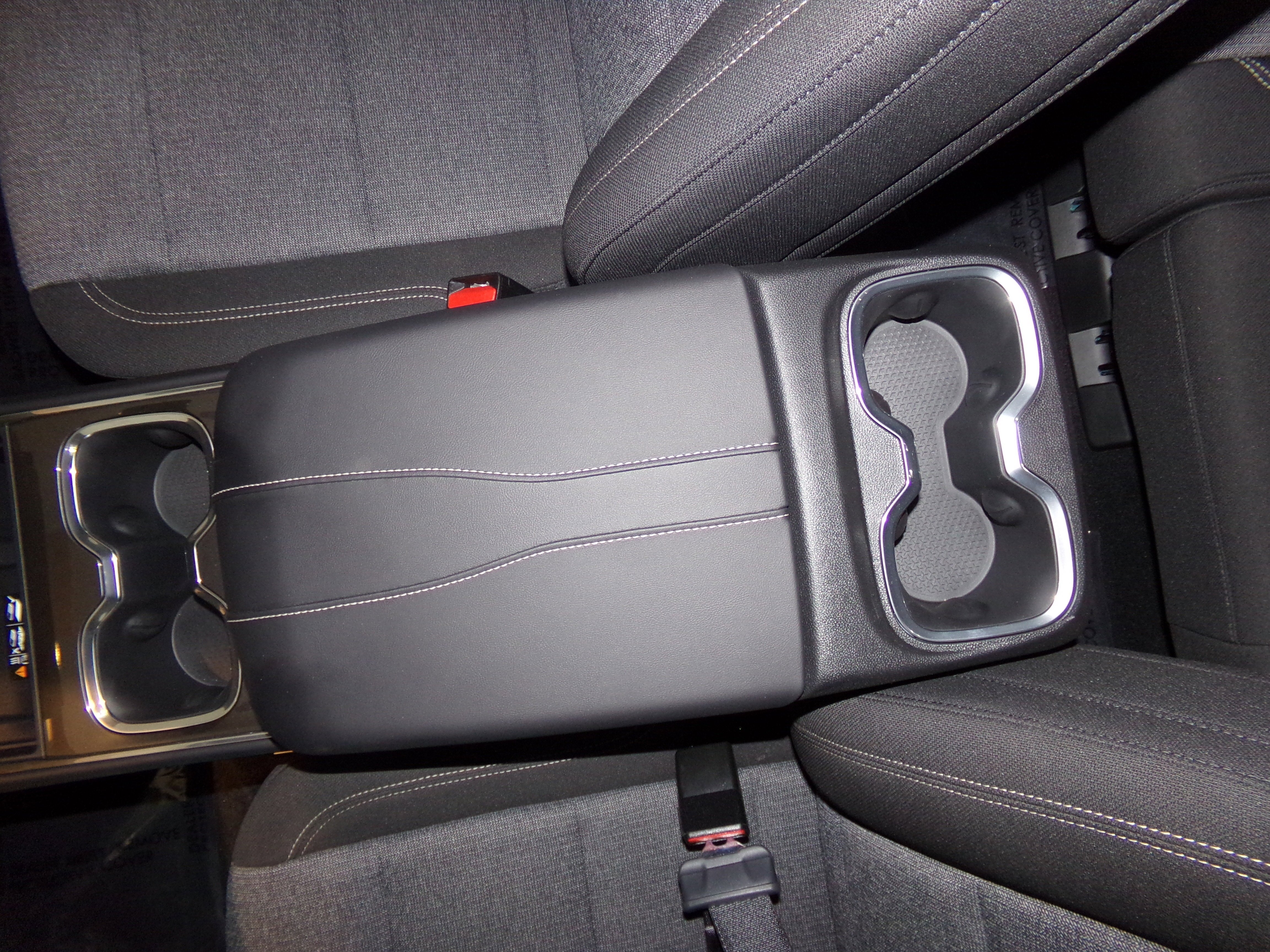 2025 GMC Acadia Elevation - Photo 20