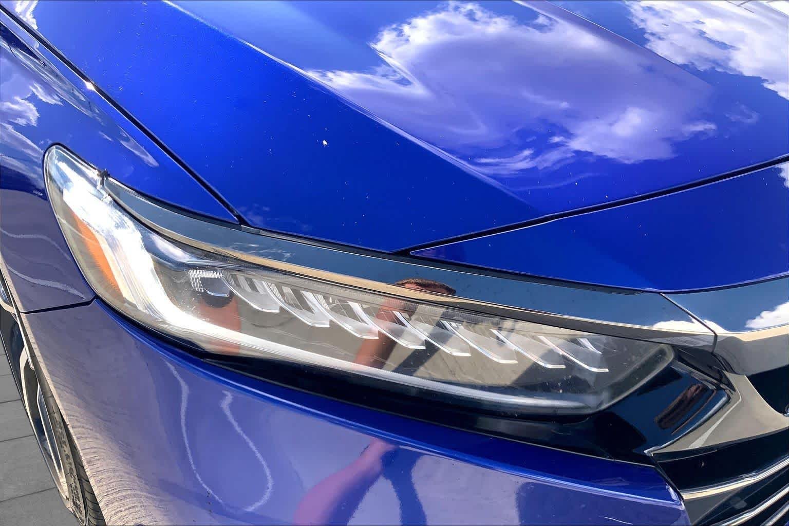Used 2021 Still Night Pearl Honda Sport image 27