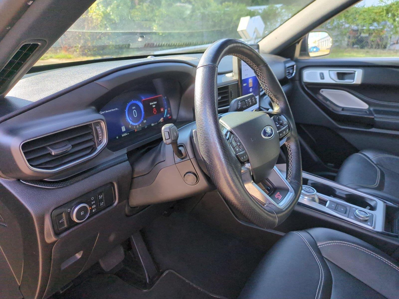 Used 2023 Agate Black Metallic Ford ST image 17