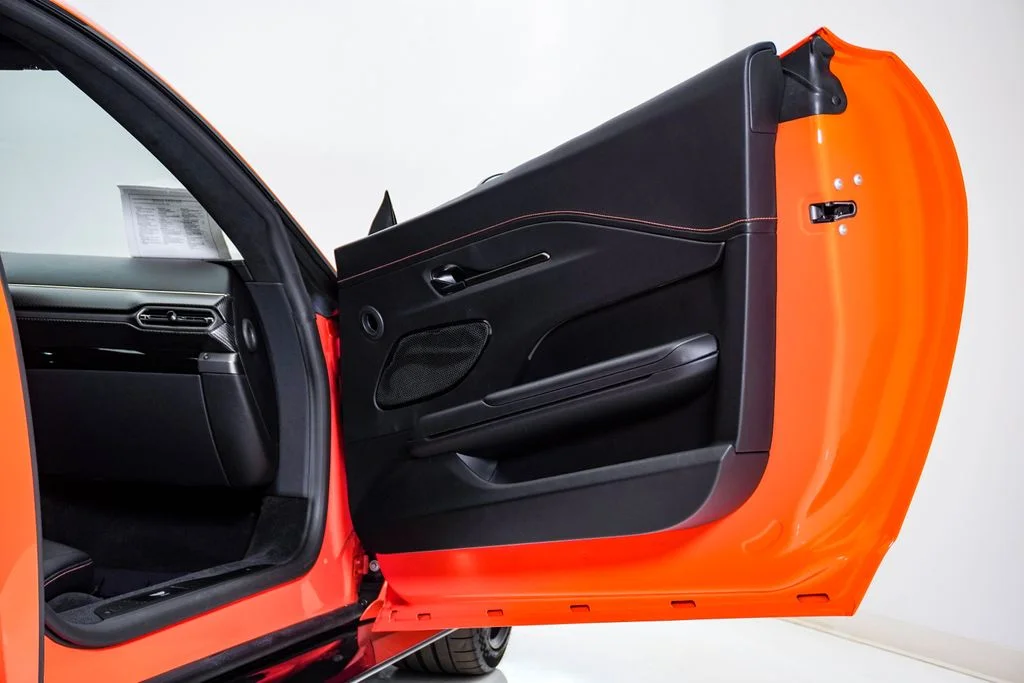 Used 2025 Synapse Orange Aston Martin Coupe image 19