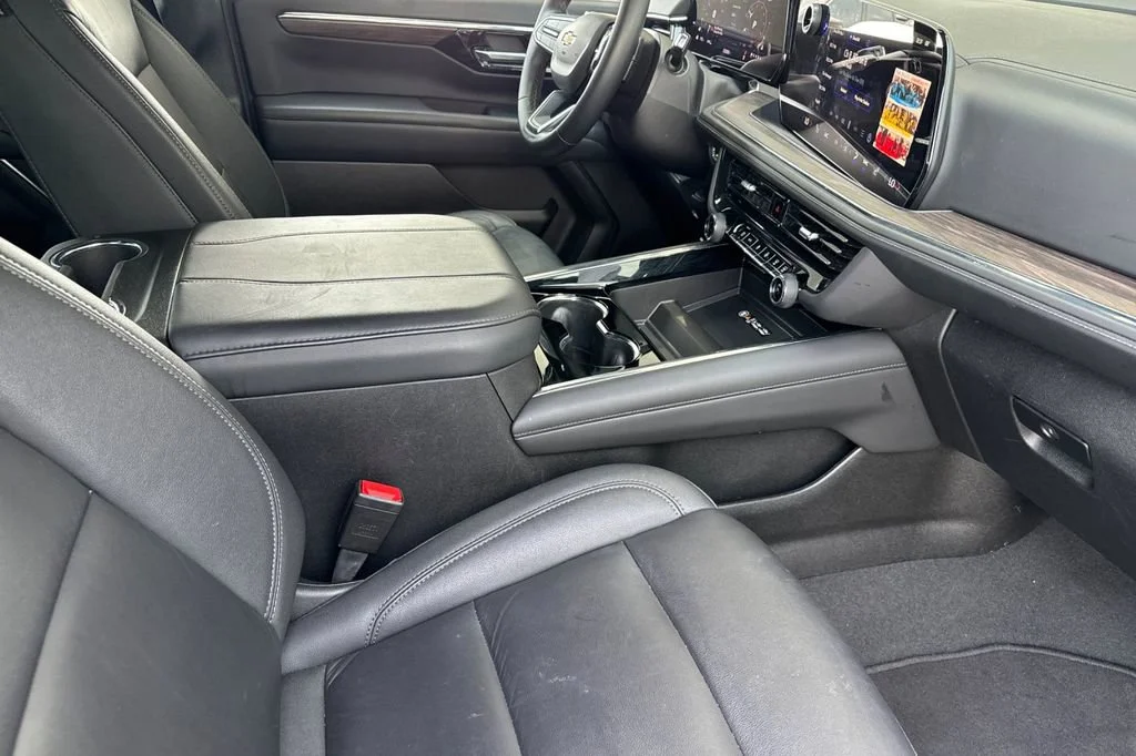 2025 Chevrolet Tahoe LT - Photo 17