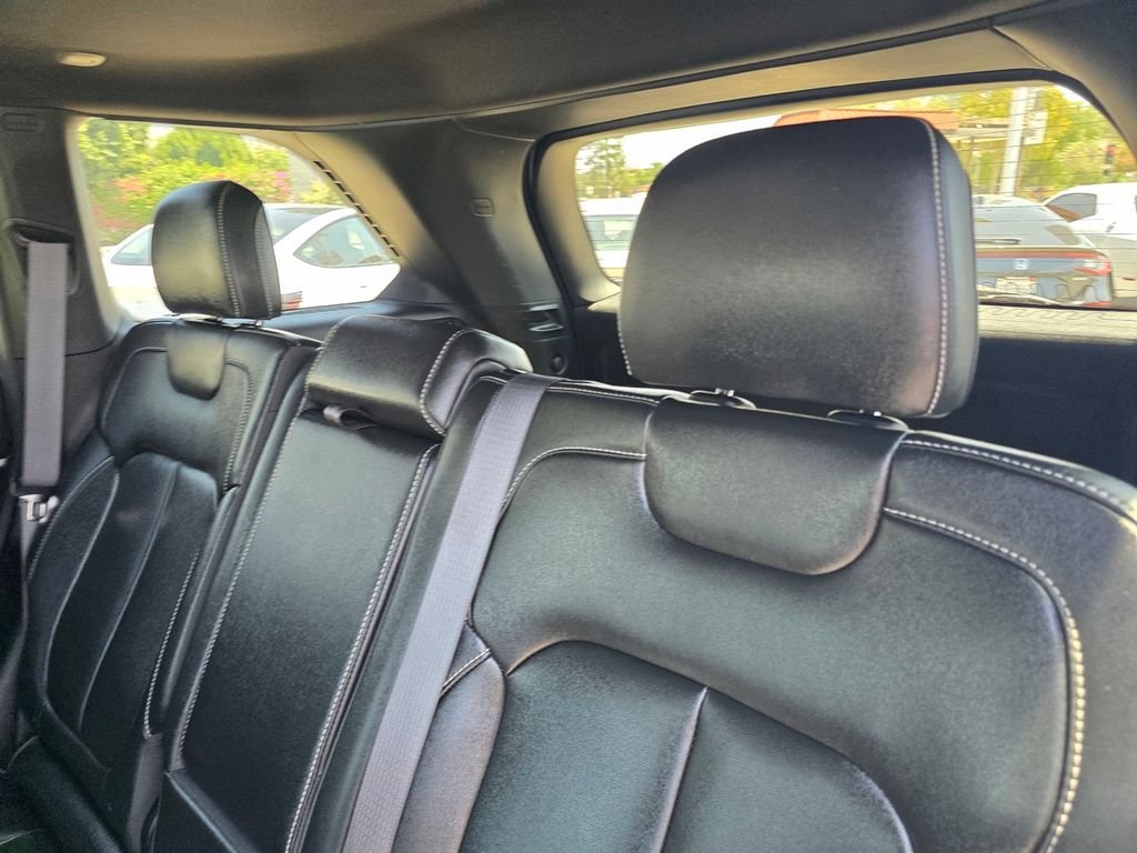 Certified Used 2024 Silver Jeep 4xe image 17