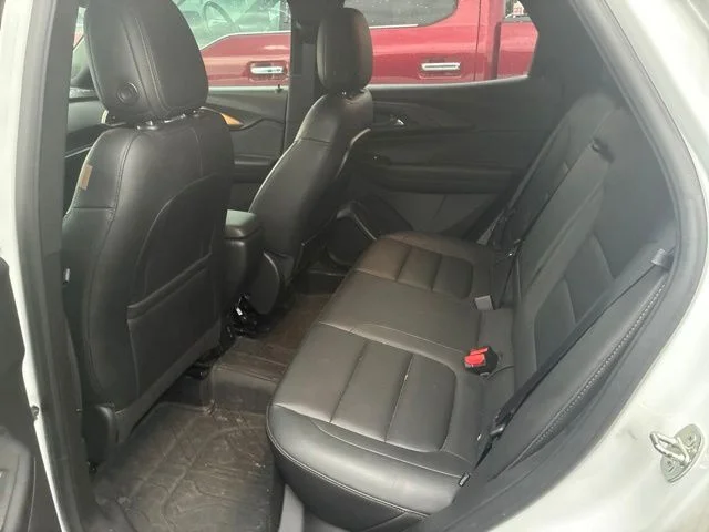 Used 2021 Summit White Chevrolet ACTIV image 9
