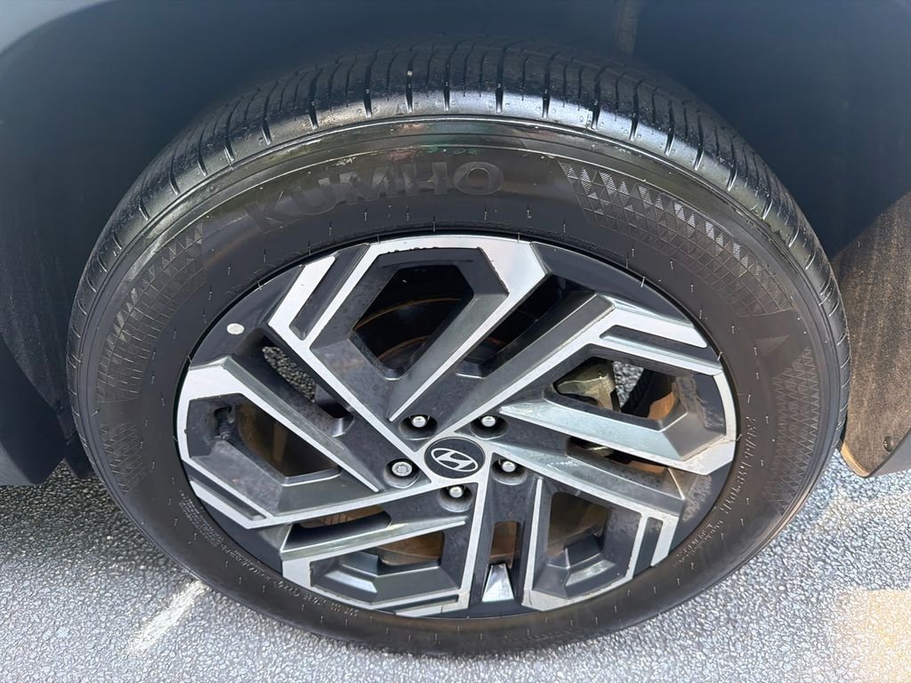 Used 2025 White Hyundai Limited image 20