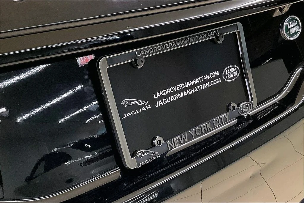 Used 2023 Black Land Rover S image 27