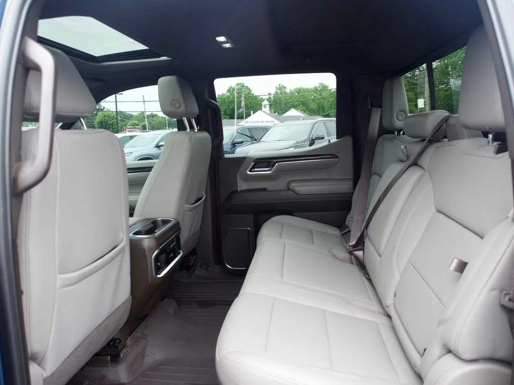 Certified Used 2024 Downpour Metallic GMC SLT image 22