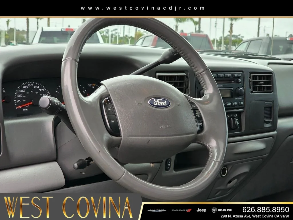Used 2004  Ford Lariat image 31